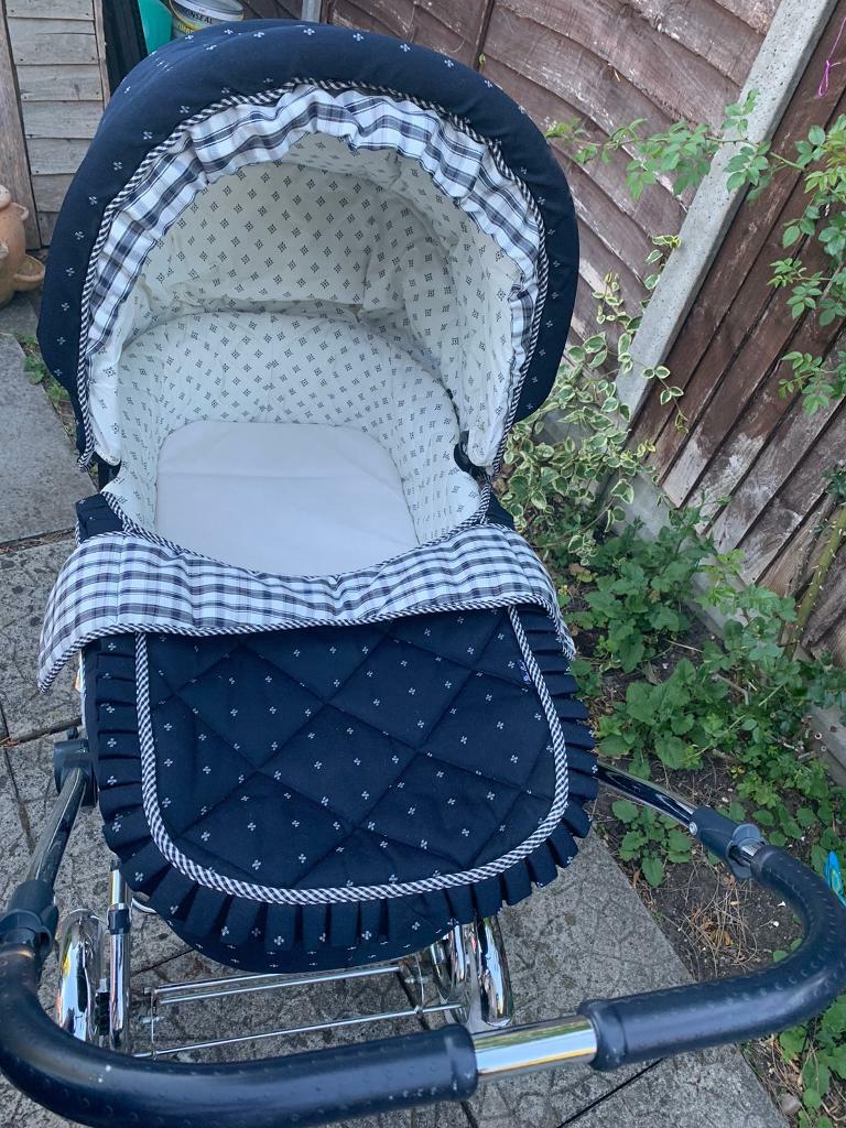 gumtree silver cross pram